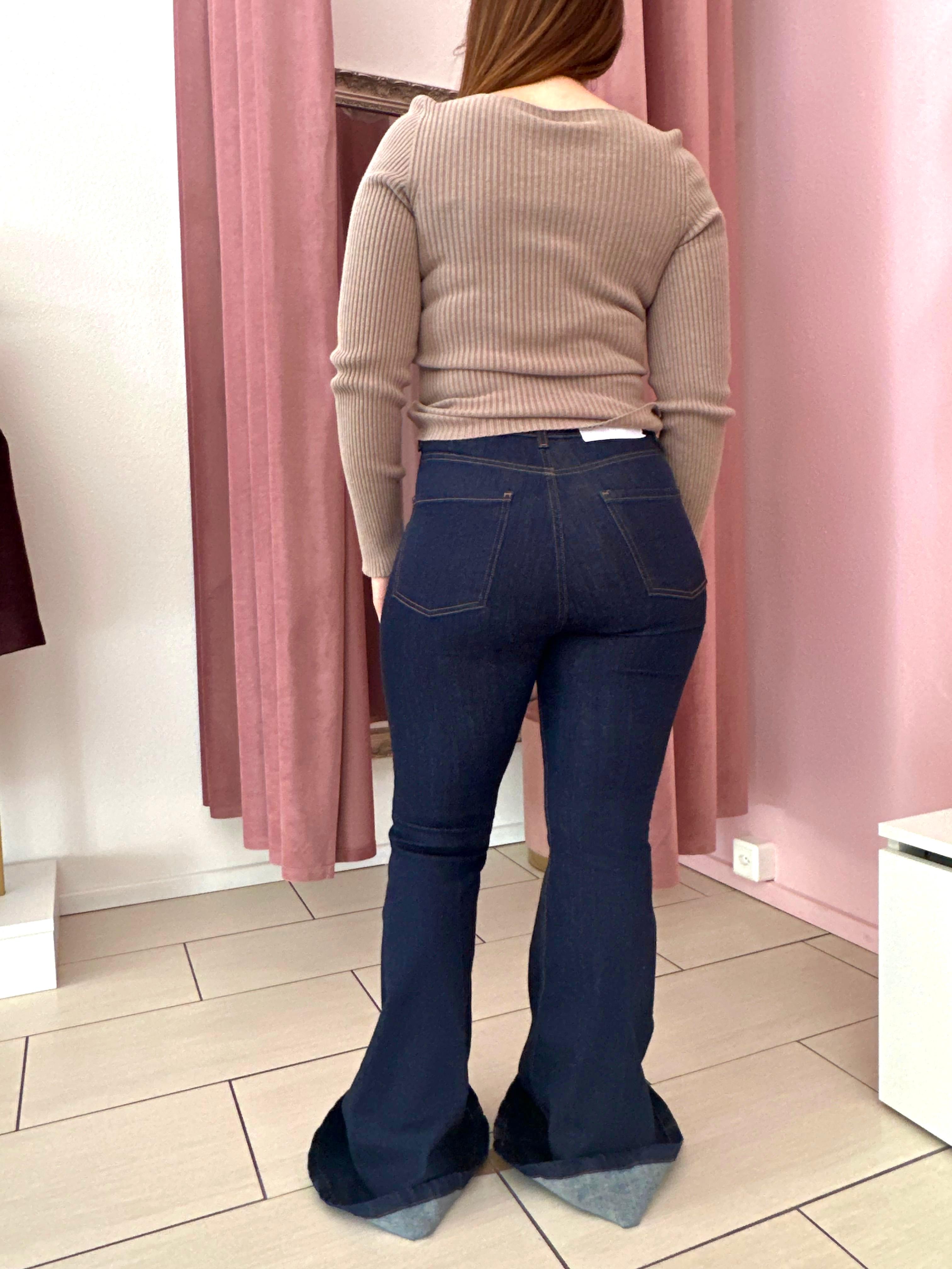 Jeans Zampa con Risvolto